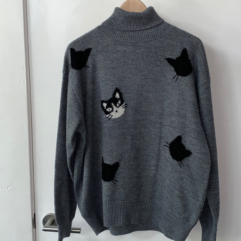 Japanese Max the cat turtleneck sweater.